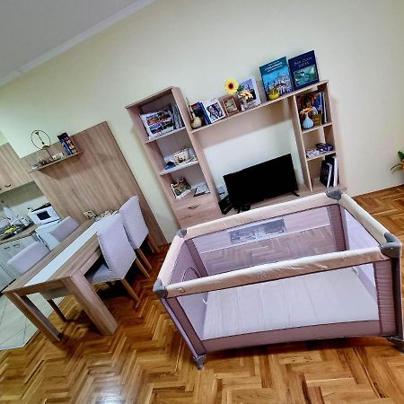 Sunflower Sombor Exterior foto