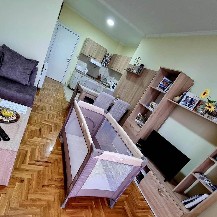 Sunflower Sombor Exterior foto